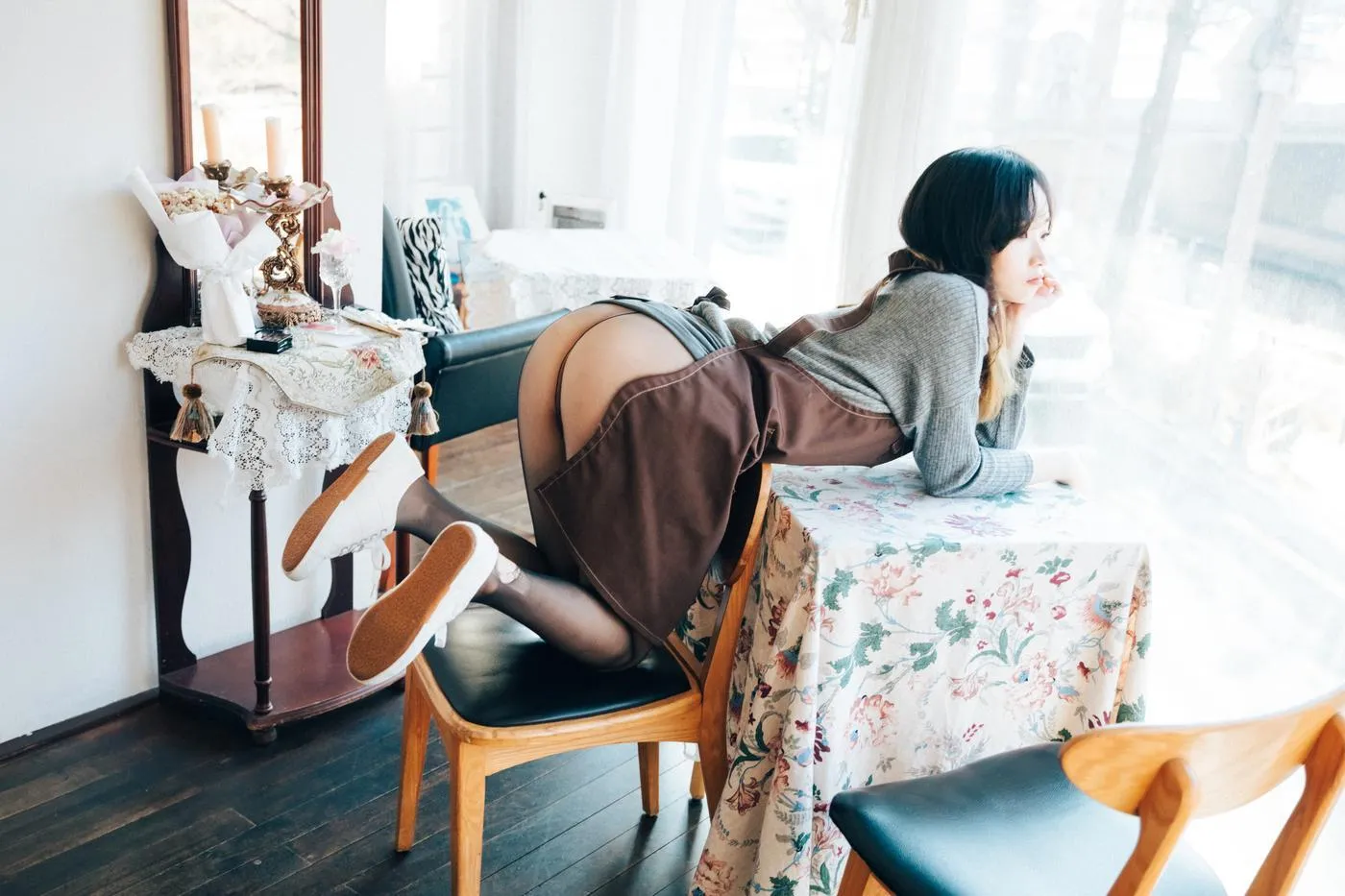 Bambi밤비 – NO.105 [Loozy] Cafe Alba Update HQ [79P]插图1